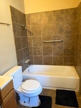 750 Bonham St, Unit 270 in Paris, TX - Foto de edificio - Building Photo