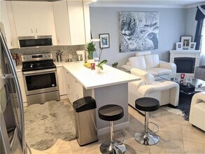 265 Preston Way in Boca Raton, FL - Building Photo - Building Photo