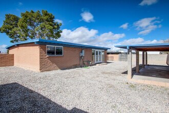 7261 S Teri Pl in Tucson, AZ - Building Photo - Building Photo