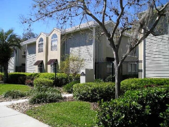 property at 603 S Melville Ave