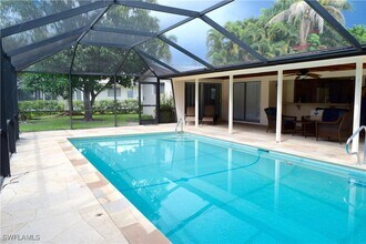 1927 Crayton Rd in Naples, FL - Building Photo - Building Photo
