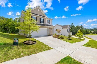 18010 Stark Wy in Charlotte, NC - Building Photo - Building Photo