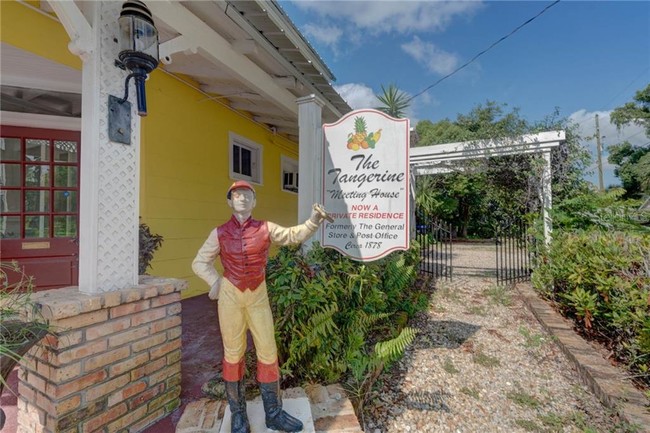7306 Earlwood Ave-Unit -2 in Mount Dora, FL - Building Photo - Building Photo