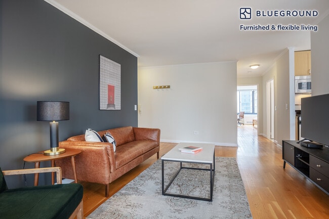 235 W 48th St in New York, NY - Building Photo - Building Photo