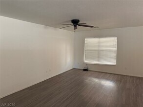 203 Lynbrook St in Henderson, NV - Building Photo - Building Photo