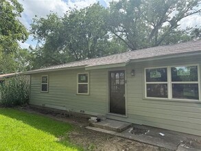 618 Franklin Ave in Pottsboro, TX - Building Photo - Building Photo