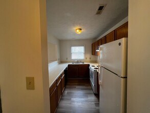 1036 Ancestry Dr in Fayetteville, NC - Building Photo - Building Photo