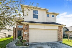2622 Mesquite Ridge Dr in Houston, TX - Building Photo