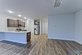 6425 Upchurch Dr in Huntsville, AL - Building Photo - Building Photo