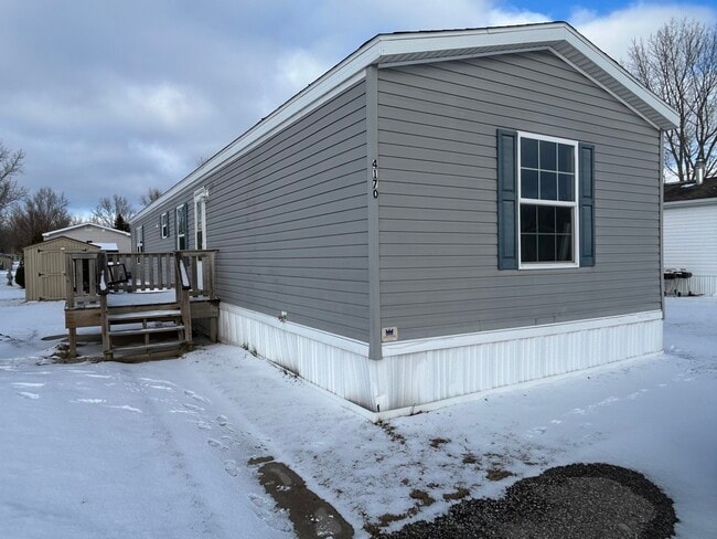 4170 Lilac Ln, Unit 8203 in Traverse City, MI - Building Photo - Building Photo