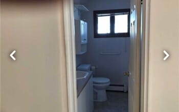 28 Rocco Dr, Unit Accessory Apt in East Northport, NY - Building Photo - Building Photo