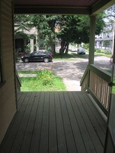 34 Alexander St, Unit 2 in Rochester, NY - Building Photo - Building Photo
