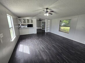 1449 Beach Airport Rd in Conroe, TX - Building Photo - Building Photo