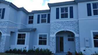 1766 SE 26th Rd in Homestead, FL - Building Photo