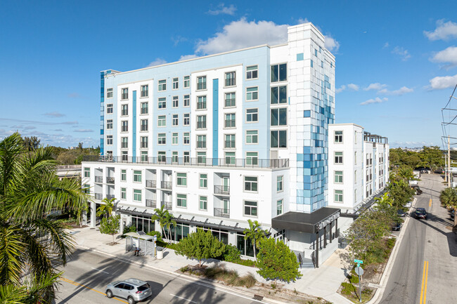 The Seventh on Seventh in Fort Lauderdale, FL - Building Photo - Primary Photo