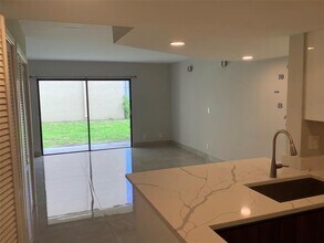 65 Deer Creek Rd in Deerfield Beach, FL - Building Photo - Building Photo