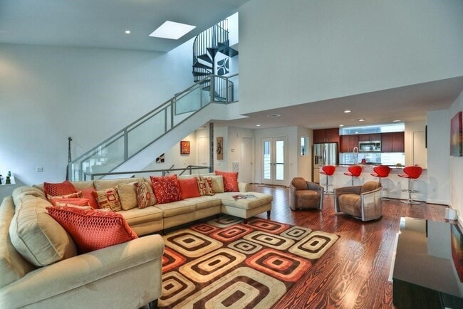 property at 317 Sydnor St