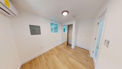 HAMPTON in West Hollywood, CA - Building Photo - Interior Photo