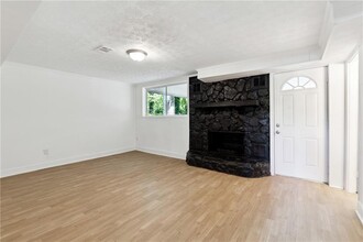 1421 Iron Gate Blvd in Jonesboro, GA - Building Photo - Building Photo