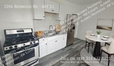 3204 Redwood Rd in Cleveland Heights, OH - Foto de edificio - Building Photo