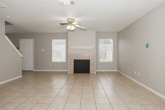 2202 Tomlinson Trail Dr in Houston, TX - Building Photo - Building Photo