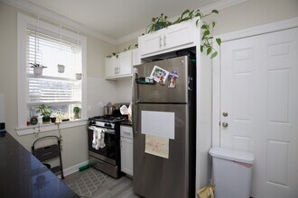 4216 N Clark St in Chicago, IL - Building Photo - Building Photo
