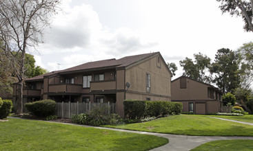 Cherry Lane Apartment in Fremont, CA - Building Photo - Building Photo