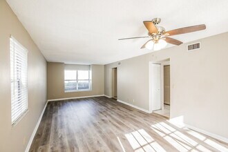 3231 Ensenada Way in Miramar, FL - Building Photo - Building Photo