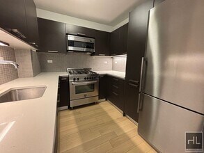 East 39th Street in New York, NY - Building Photo - Building Photo