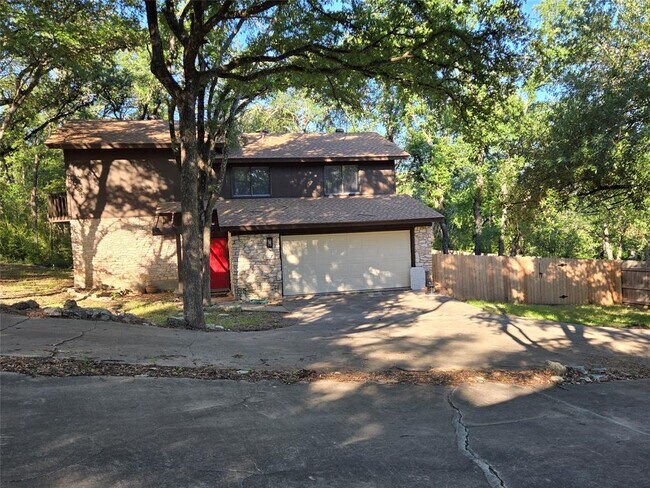 property at 604 Quail Creek Dr