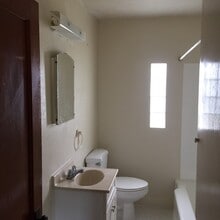 523 W 14th St in Portales, NM - Building Photo - Building Photo
