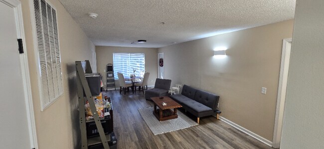 1440 Collegeview Ave in Raleigh, NC - Building Photo - Building Photo