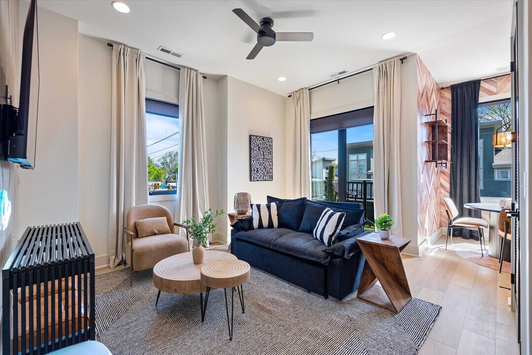 722 Mcferrin Ave in Nashville, TN - Foto de edificio