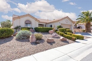 10709 Shackleton Dr in Las Vegas, NV - Building Photo