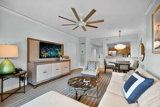 455 Grand Bay Dr, Unit SI FL3-ID1022331P in Key Biscayne, FL - Foto de edificio - Building Photo