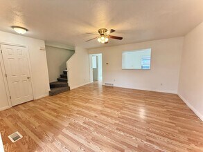 533 S 450 E in Clearfield, UT - Building Photo - Building Photo