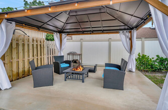 27553 Tierra Del Sol Ln in Bonita Springs, FL - Building Photo - Building Photo
