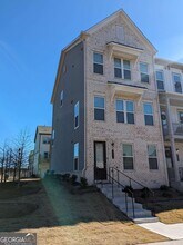 201 Spike Trl SE in Smyrna, GA - Building Photo - Building Photo
