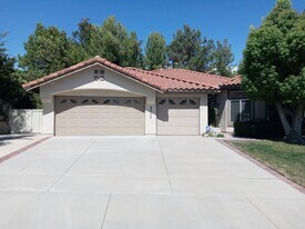 32153 Caminito Osuna in Temecula, CA - Building Photo