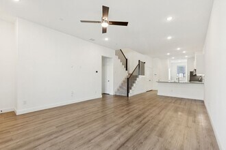 7143 Buchanan Dr in Grand Prairie, TX - Foto de edificio - Building Photo