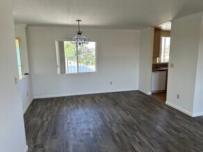 4230 S Centinela Ave in Los Angeles, CA - Building Photo - Building Photo