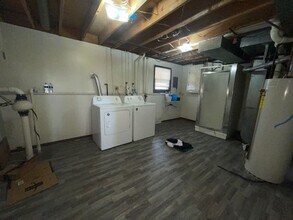 5816 W 51st St in Sioux Falls, SD - Foto de edificio - Building Photo