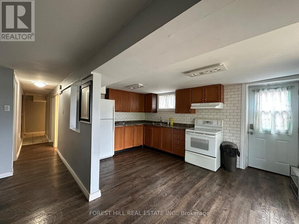 354 Britannia Ave in Bradford West Gwillimbury, ON - Building Photo