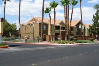 Solevita in Henderson, NV - Foto de edificio - Building Photo