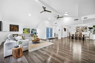 13416 SW 108th St Cir N in Miami, FL - Building Photo - Building Photo