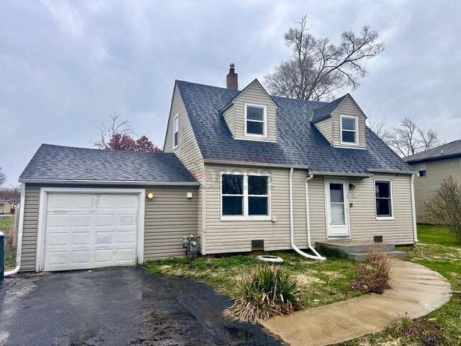 property at 15801 Turner Ave