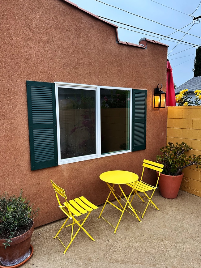 725 Omar St in Glendale, CA - Foto de edificio - Building Photo