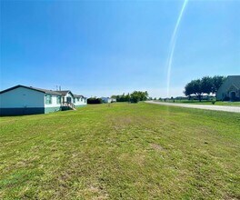 12182 Thistle Ln in Justin, TX - Building Photo - Building Photo