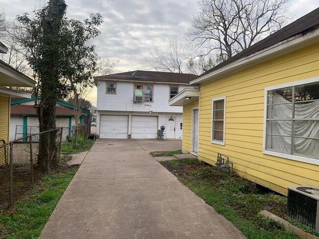 property at 220 Stiles St