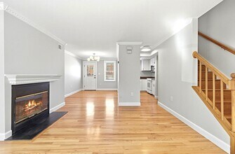 442 Main St in Boston, MA - Building Photo - Building Photo